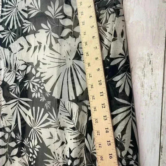 NE & LO Sheer cover up size small Black and White - Picture 8 of 9